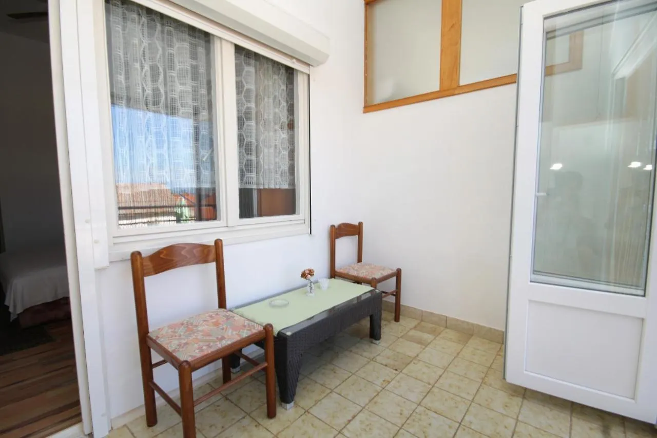 게스트하우스 Rooms With A Swimming Pool Preko, Ugljan - 8180
